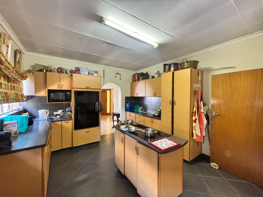 4 Bedroom Property for Sale in Flamwood North West